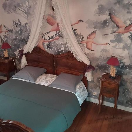 Les Cedres Bed & Breakfast Монтегю Екстериор снимка