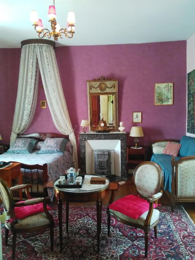 Les Cedres Bed & Breakfast Монтегю Екстериор снимка